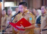 Bupati Panca Wijaya Akbar Mengukuhkan Kepengurusan Forum Komunikasi Kepala Desa Kabupaten Ogan Ilir Periode 2025-2027