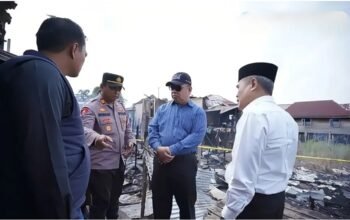 Wabup Ogan Ilir Salurkan Bantuan untuk Korban Kebakaran di Pemulutan