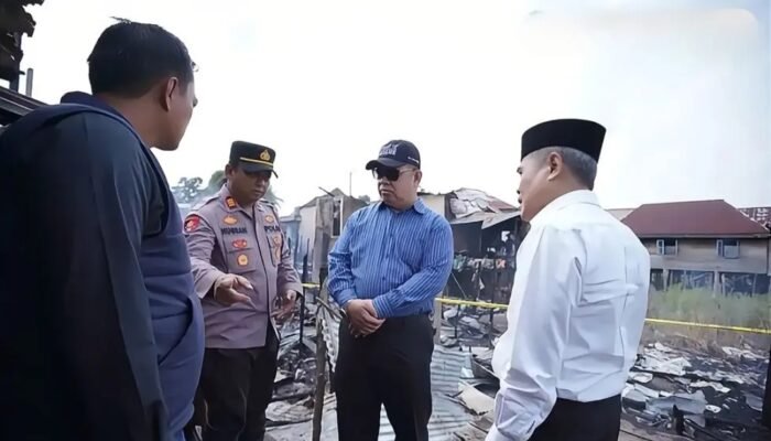 Wabup Ogan Ilir Salurkan Bantuan untuk Korban Kebakaran di Pemulutan